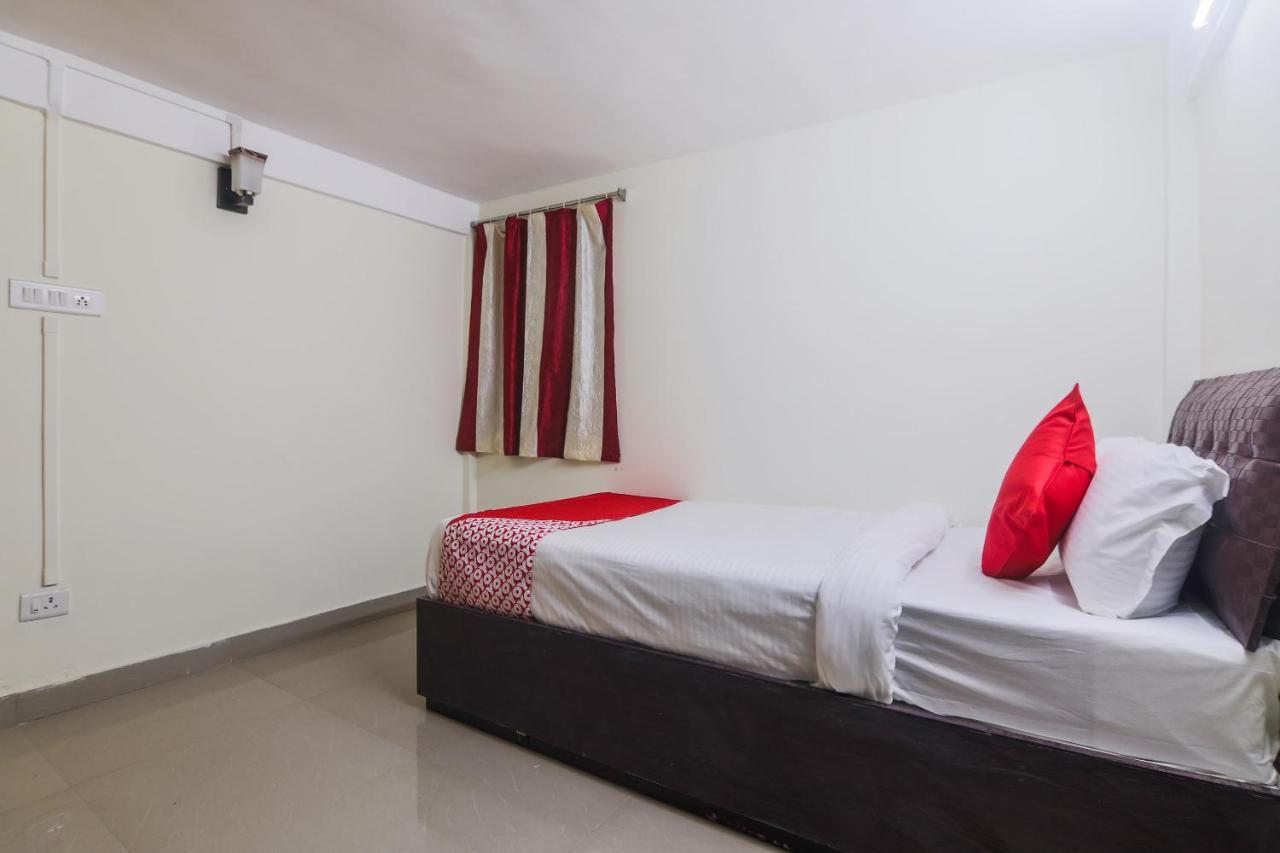 Oyo 18759 Nirvana Guest House Shillong Ngoại thất bức ảnh